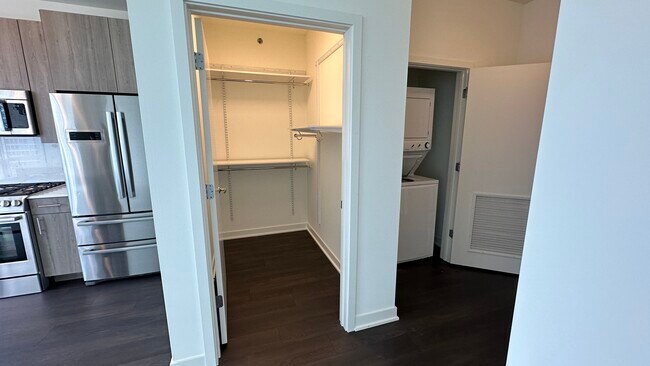 Photo - 301 E North Water St Unit 01