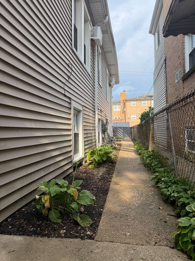 Photo - 2807 N 74th Ct Unit B