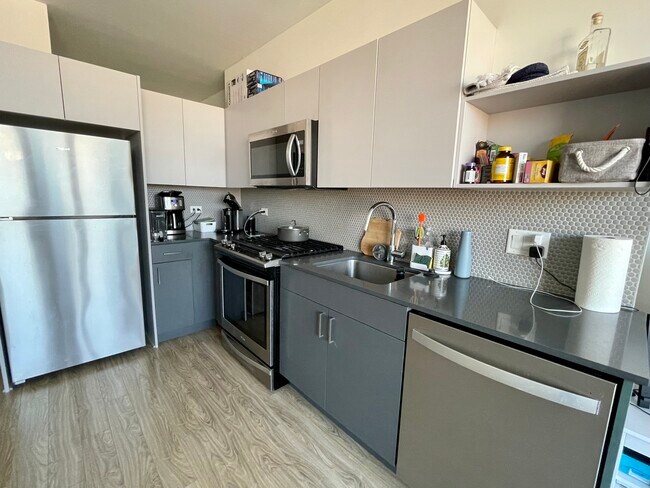 Photo - 725 S Wells St Apartments Unit 03