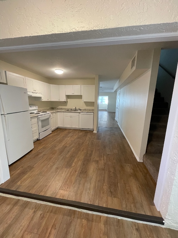 Photo - 847 Winter Garden Dr