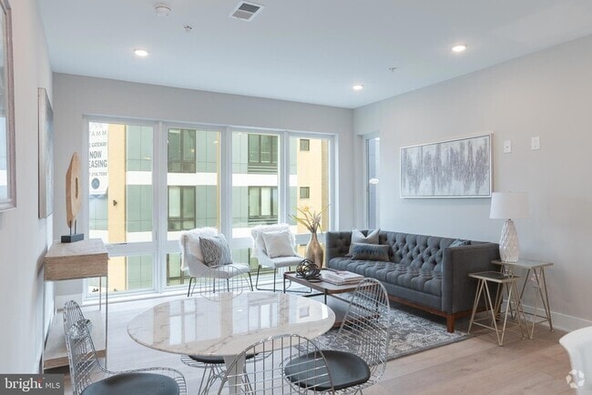 Building Photo - 1513 Ridge Ave Unit 502 Rental