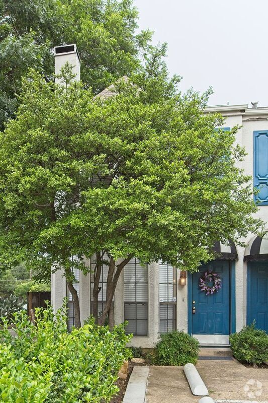 Building Photo - 5000 Cedar Springs Rd Unit #101 Rental