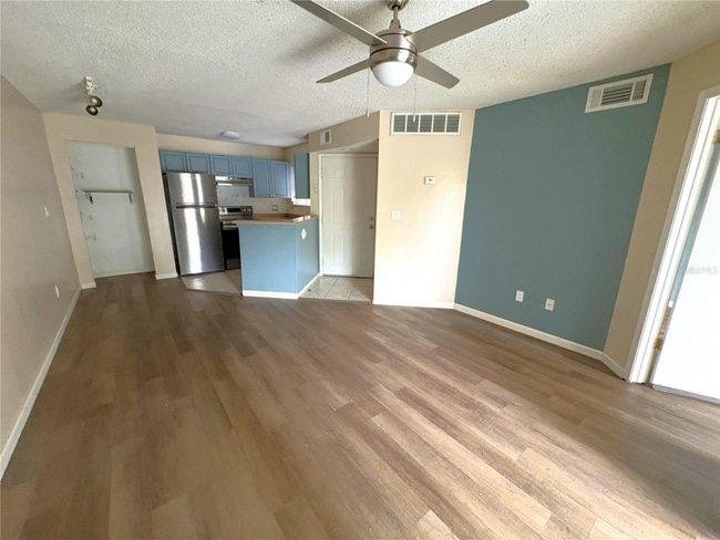 Photo - 1940 Lake Atriums Cir