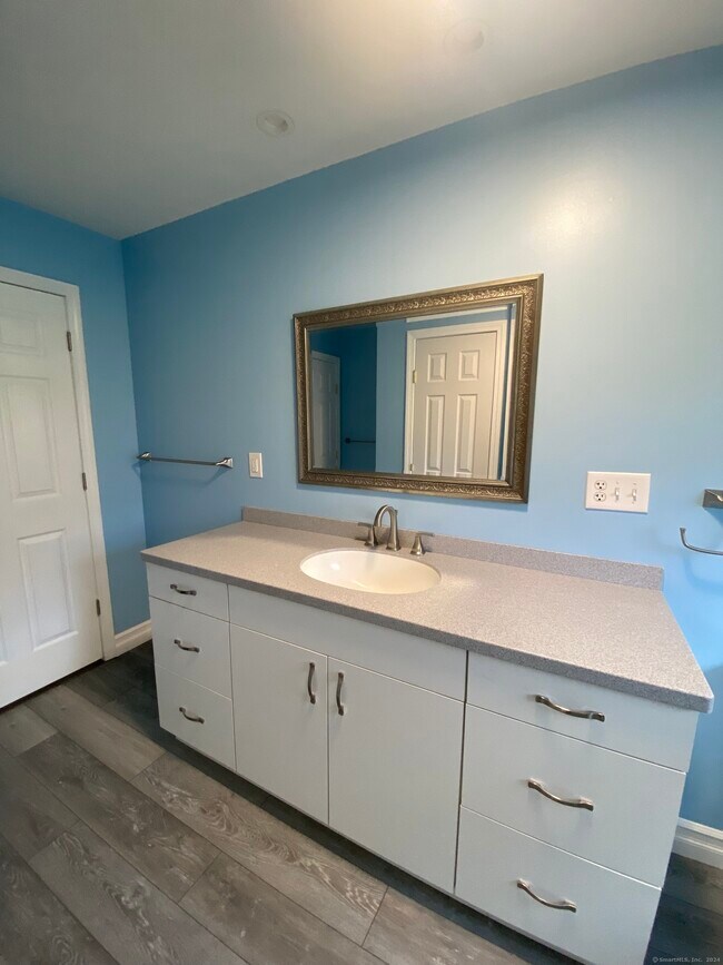 84 Good Hill Rd Rental House Rental in Oxford, CT