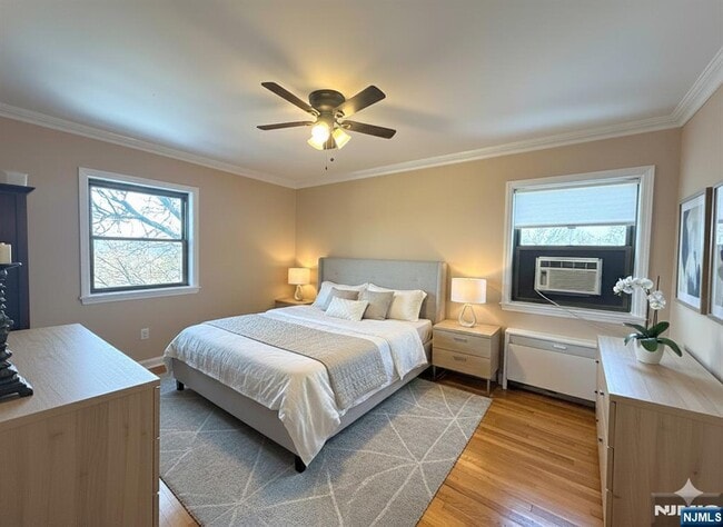 Photo - 3091 Edwin Ave Unit 4G