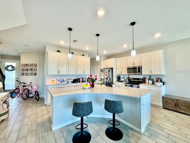 Photo - 11281 Beach Walk Wy NE