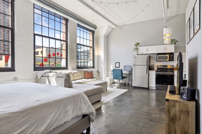 Photo - 500 Robert St N Unidad 307