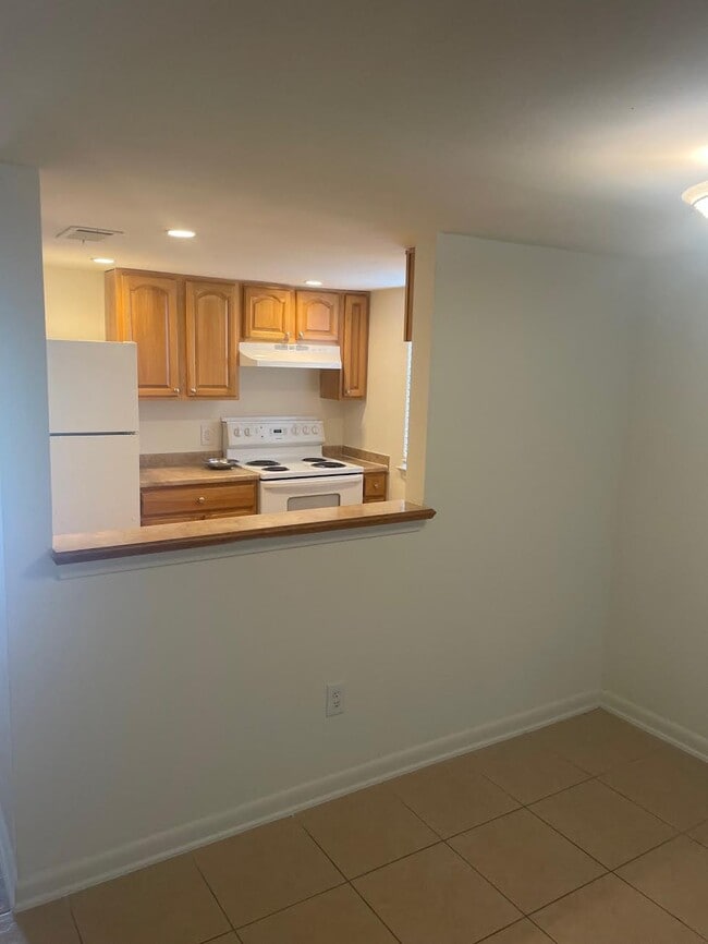 Photo - 5104 W Esplanade Ave