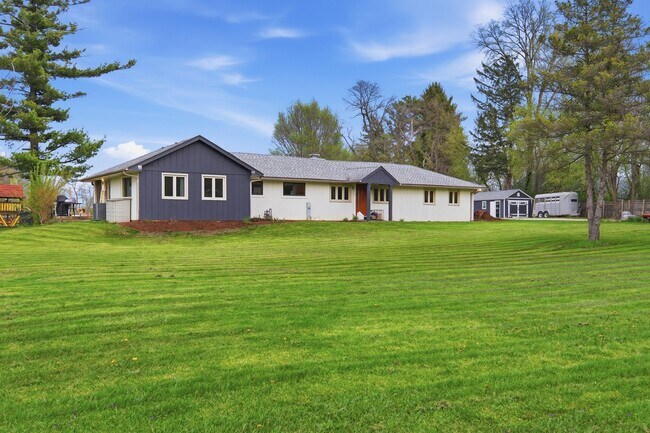 Photo - 25848 W Scott Rd