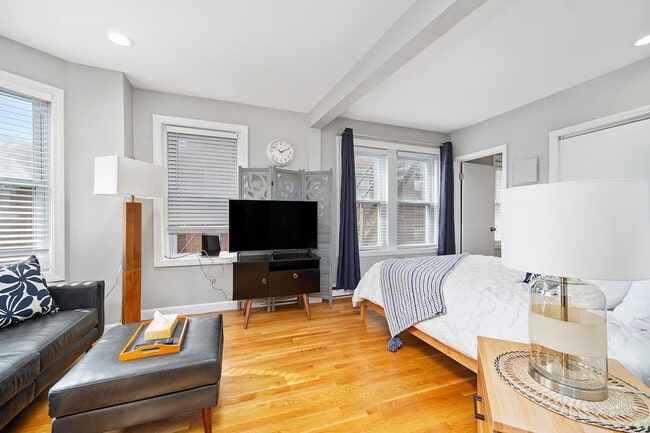 Photo - 2 Holden Ct Unit SI ID1364245P