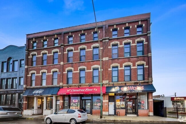 Building Photo - 2362 N Clybourn Ave Unit 2F Rental