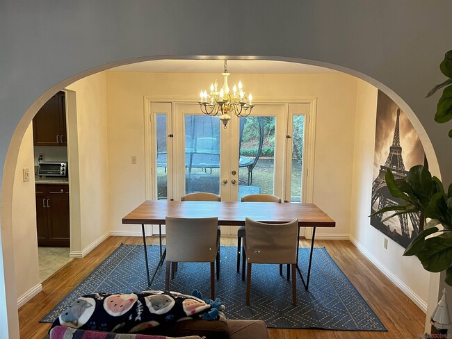 Photo - 5977 Agee St