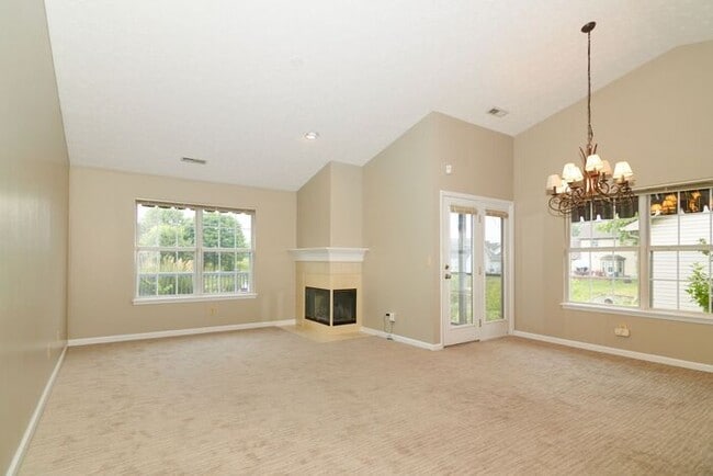 Lovely 3 Bedroom Home with Pond View