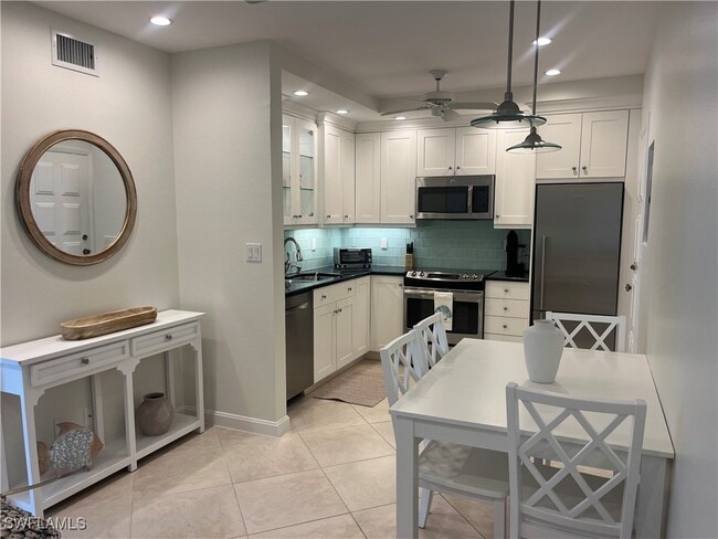 Photo - 500 Saturn Ct Unidad 46