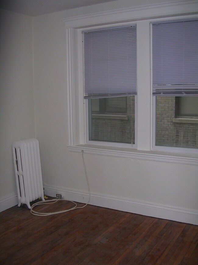 Photo - 211 Park Dr Unit 2