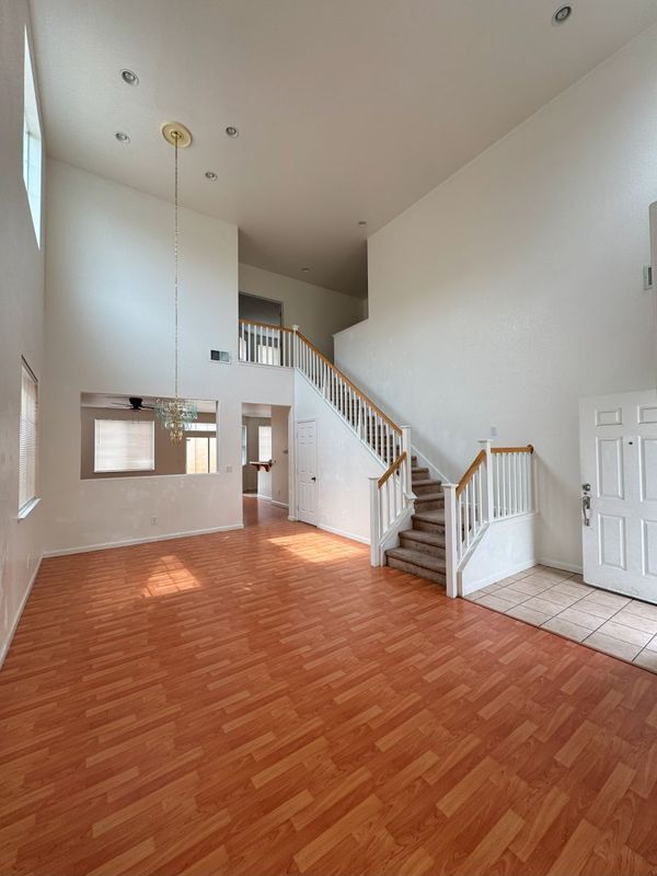 Photo - 645 Rockspray Cir