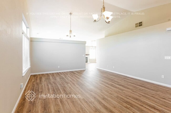 Photo - 3906 Marsh Way