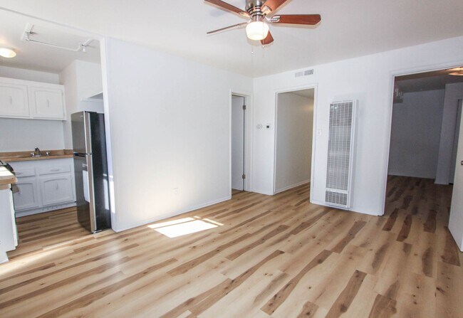 860 Gail Gardner Way Unidad B