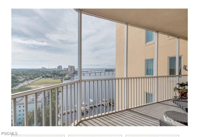 Building Photo - 2743 First St Unit 1305