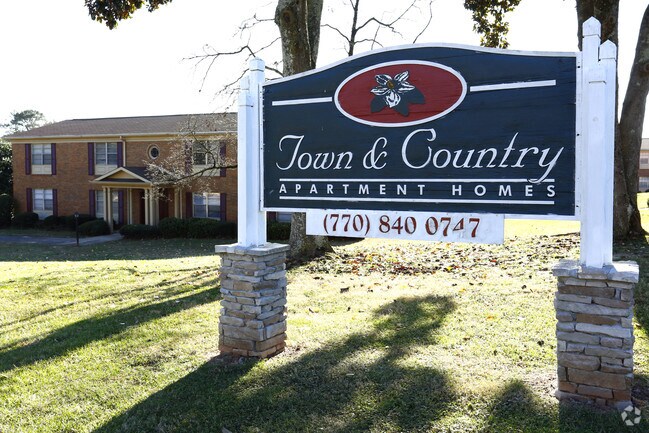 Town & Country Apartments - Town & Country Apartments