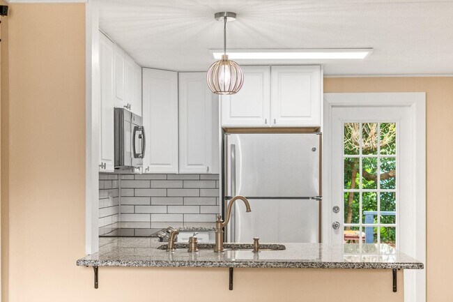 Photo - 68 Angelo Ln