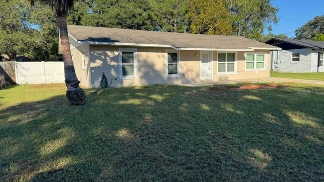 Photo - 545 Oak Dr