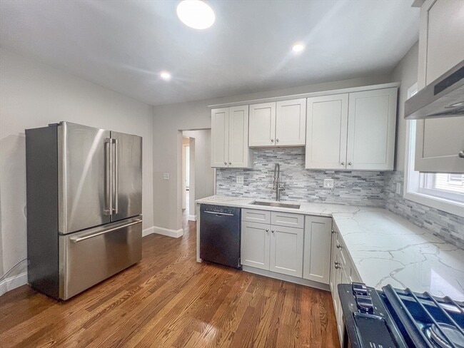 Photo - 2 Westerly St Unit 3