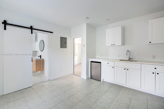 Photo - 7800 NE 10th Ct Apartment Unit 5