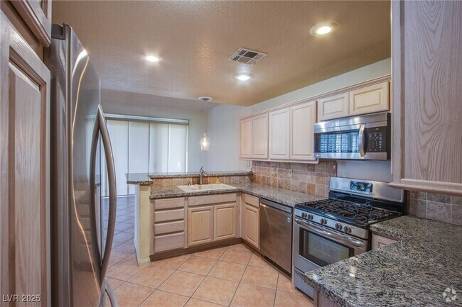 Building Photo - 5086 Mt Pleasant Ln Rental