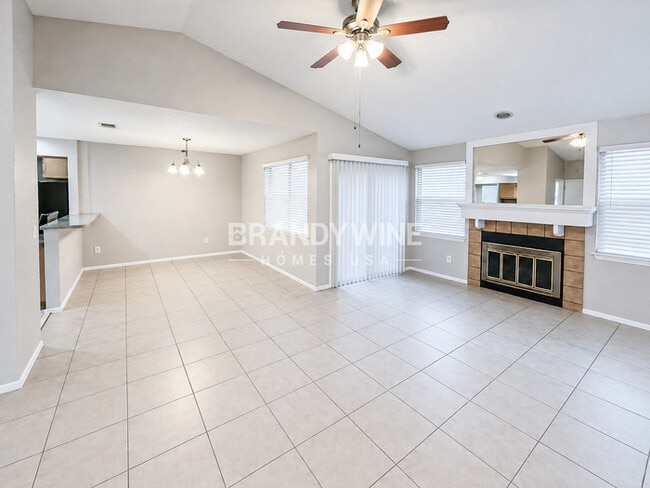 5165 Thoroughbred Blvd