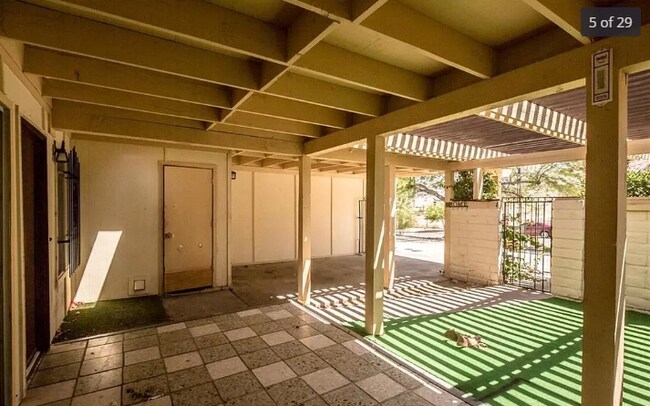 Photo - 4 bath 2 bed house in Laughlin NV