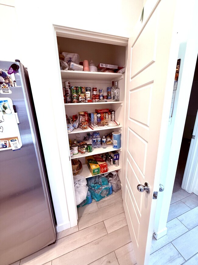 Photo - 35377 W Santa Monica Ave