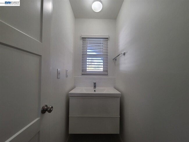 Photo - 749 Palomino Dr