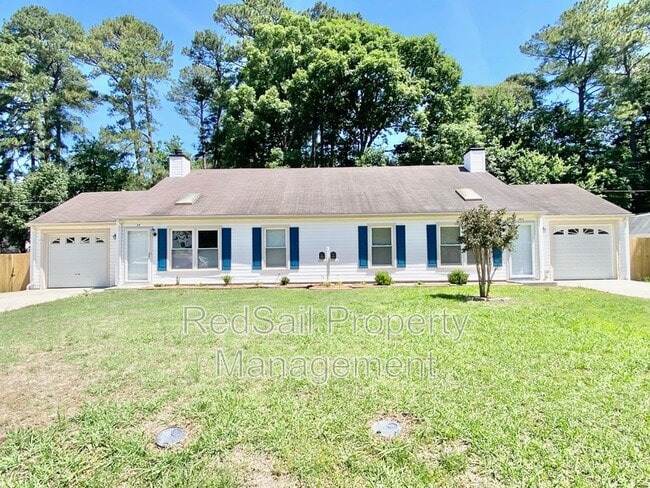 Building Photo - 39 Whites Ln