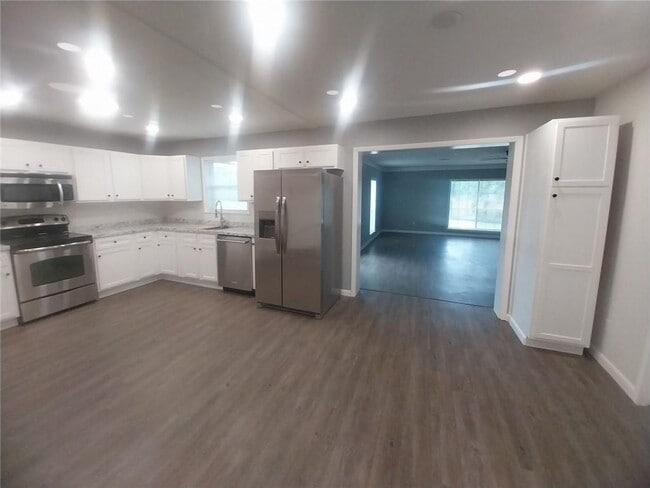 Photo - 315 Petty Ln