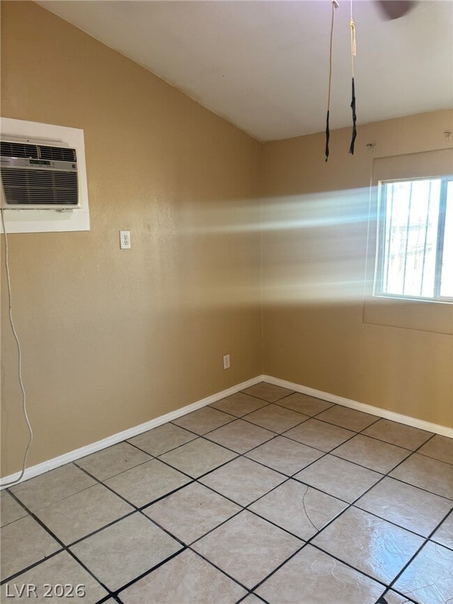 Photo - 1118 Laurel Ave