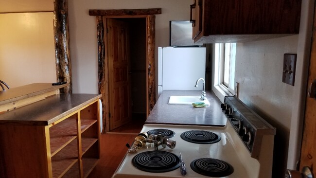 Photo - 18 3rd St Unidad Studio