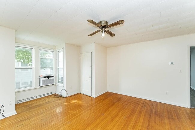 Photo - 416 State St Unit 1