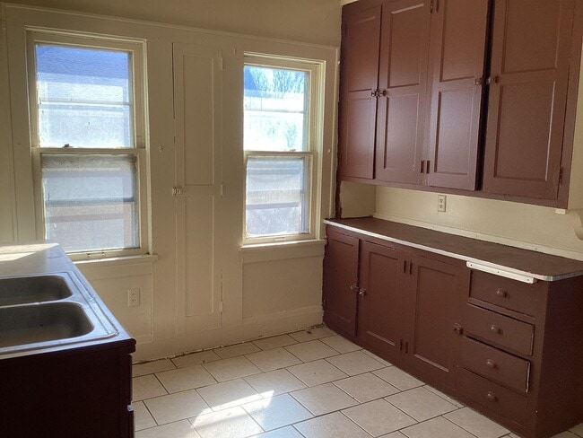 Building Photo - 3888-3890 N. Vel R. Phillips Ave. Unit Upper Rental