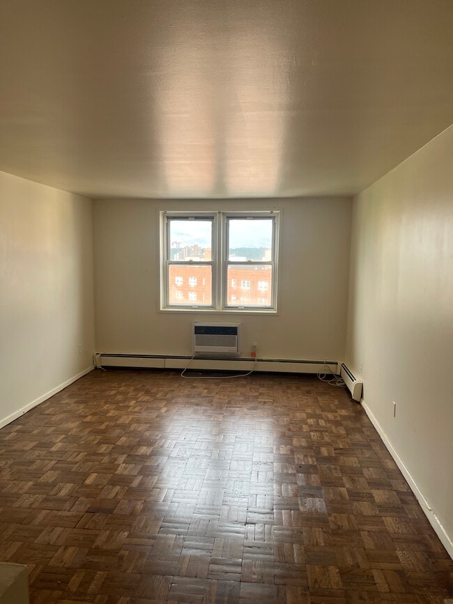 Building Photo - 99 Prospect St Unit 2g