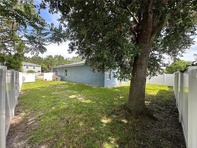 Photo - 810 Glastonbury Dr