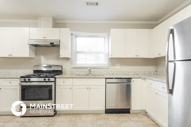 Photo - 1877 Brandy Ln SE