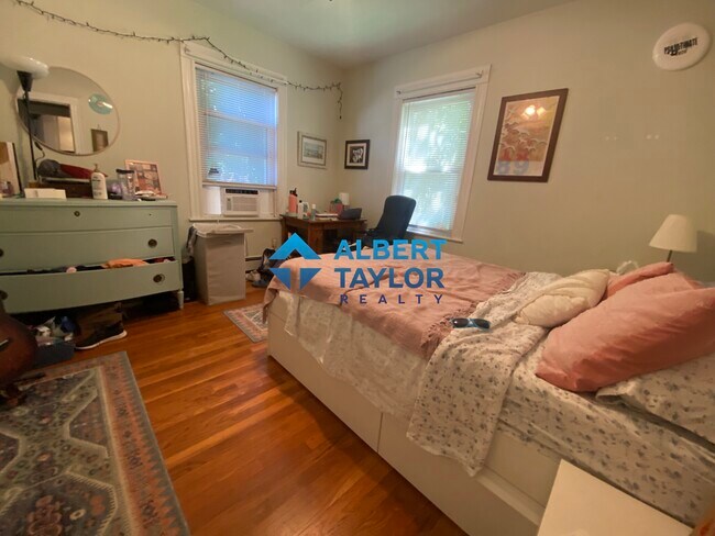 Photo - 94 Heath St Unit 1