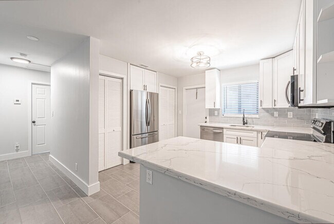 Photo - 2015 Wilkins Ave