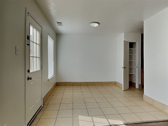 Photo - 6630 Rusty Ridge Ln