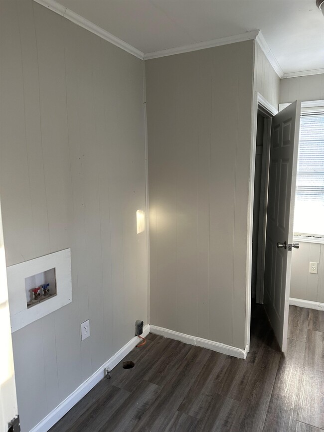 Photo - 107 S Beech St House