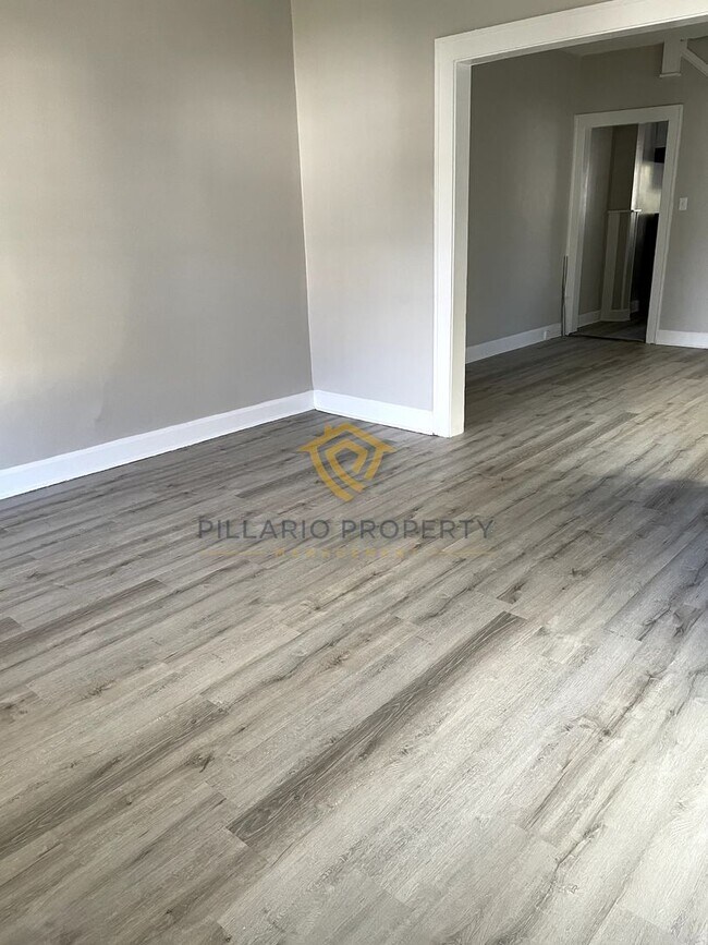 Photo - 926-928 N Tuxedo St. - selling Unit 928 N Tuxedo St.