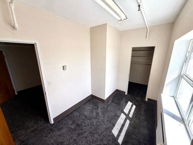 Photo - 3959 Sheridan Ave Unit 3959 Sheridan Ave Apt 313