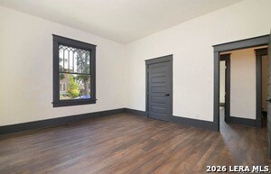Photo - 207 Loretta Pl