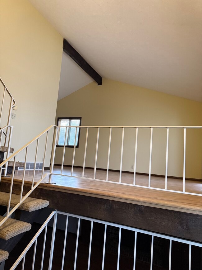 Photo - 12423 Yates St